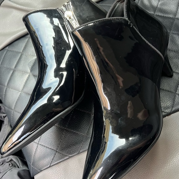 Circus by Sam Edelman Shoes - Circus by Sam Edelman Shiny Black Ankle Booties